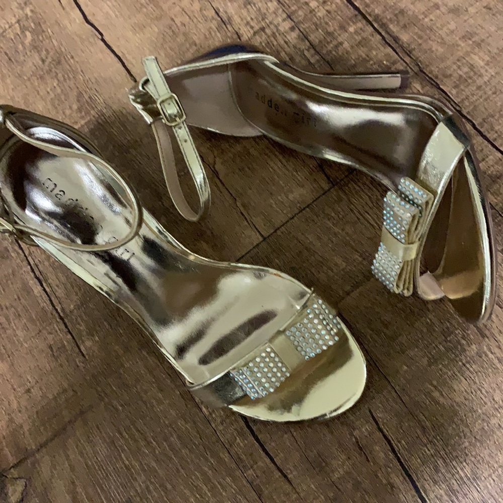 Classy Steve Madden Heels 💕